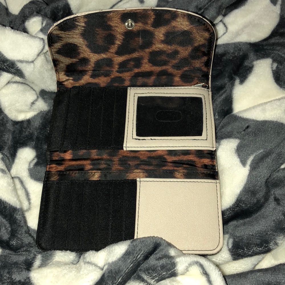 Wallet - Picture 3 of 3